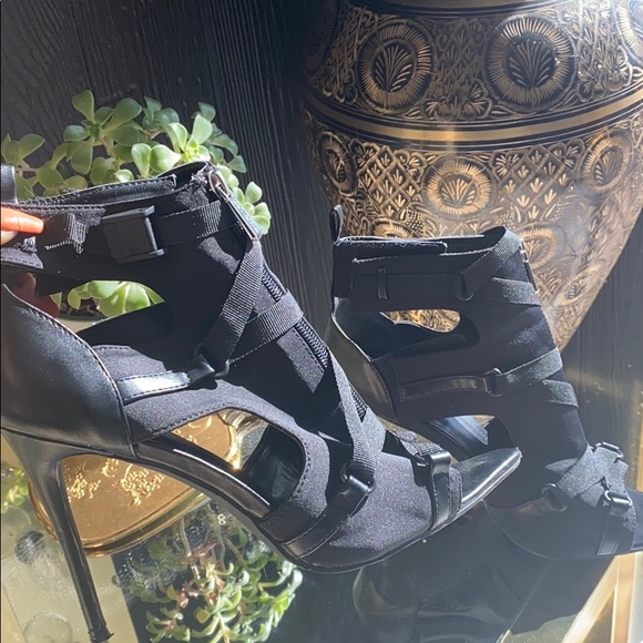 Black heels 🖤 - Picture 1 of 1